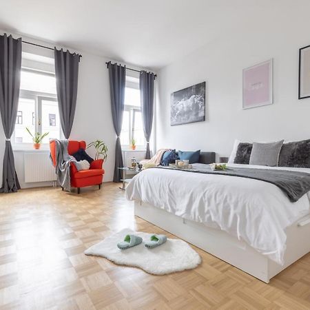 Yeshello Vienna Central Station Apartment Экстерьер фото